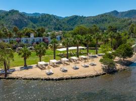Chillos Beach, hotel with pools in Marmaris