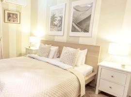 Bellevue Apartment with AC & heating & terrace, hotel a Budapest