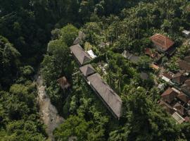 Villa Bedulu Cliff Estate Ubud - Wood Side, country house in Ubud