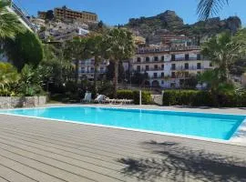 Venere - Taormina Minerva Luxury Apartment by Taormina Holidays