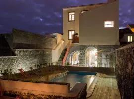 Azorean Urban Lodge