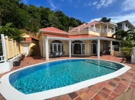 Stunning 4-Bed Villa in Gros Islet St Lucia, hotel in Bois dʼOrange