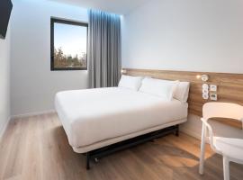 B&B HOTEL Lisboa Oeiras, hotel di Oeiras