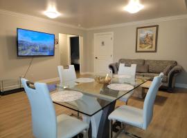 Oscar INN & 2bd Family Suite or Private Room, hotel em Abbotsford