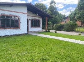 Lar Serra Gaúcha, holiday home in Canela