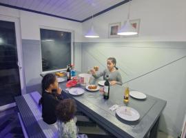 Family Holiday with Hot tub , Family groups only, hotel v destinaci Blackpool