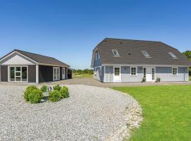 Nice Home In Fars With Wifi And 4 Bedrooms, feriehus i Farsø