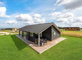 Beautiful Home In Løgstrup With Kitchen, hotel v destinaci Løgstrup