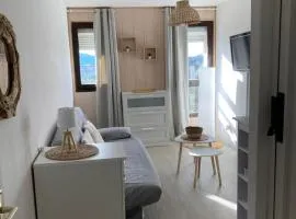 Studio cabine