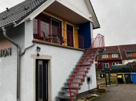 Pension-Geli, viešbutis mieste Monplaisir