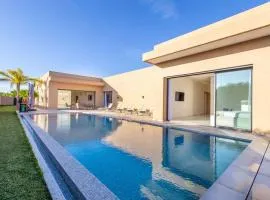 Villa Hawai, ss vis à vis avec espace de sport , piscine Chauffée