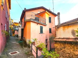 Casa Monti – apartament w mieście Pignone