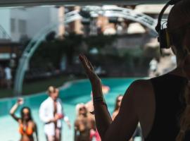 BC Music Resort, hotel em Benidorm