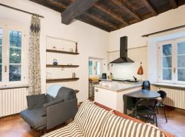 in Villa Belli, hotel v destinaci Miasino