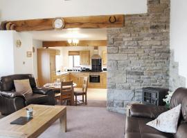 Hutter Hill Barn, hotel with parking in Silsden