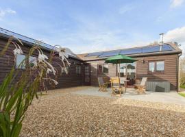 Swallows Nest, holiday home in Wool