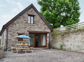 Llaethdy-milkhouse, holiday home in Talgarth