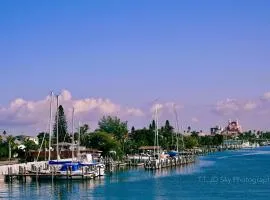 St Pete Beach Vina Del Mar Waterfront Dock Boat Slip 3-2