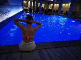 Sunset View Ski & Spa apartments Kopaonik, hotel in Kopaonik