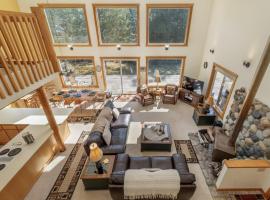 Pine Tree Cottage by NW Comfy Cabins, hotel v destinaci Leavenworth