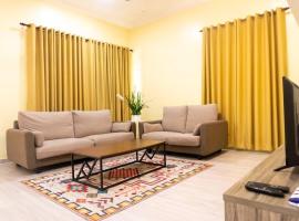 5 Bedrooms Homestay with Private Pool (SEROJA), hotel en Nilai