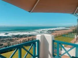 Le Paradis Beachfront Apartment