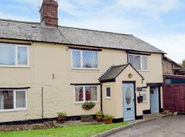 Rebeccas Cottage, hotel with parking in Ashby Saint Ledgers