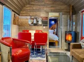 Gleis 2, Waggon mit Ofen, optional mit Whirlpool und Sauna