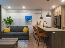 883 suite 102 Bromont Vieux Village 2cac , foyer