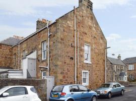 Arc House, holiday home in Cellardyke