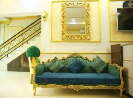 Golden One Hotel, hotel near Allama Iqbal International Airport - LHE, Lahore