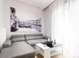 Renovated penthouse in the center of Larissa
