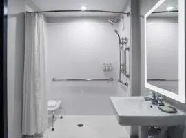 voco Niagara Falls - The Cadence by IHG