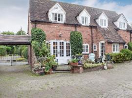 Holly Cottage, villa in Lilleshall