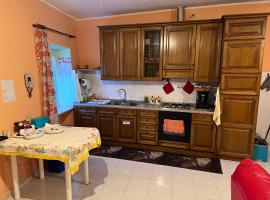 PAGLIUCO Casa in campagna, hotel econômico em Sulmona