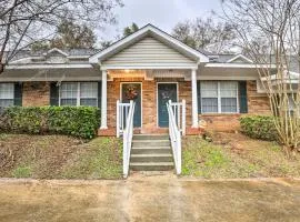 Tallahassee Townhome 4 Mi to College Town!