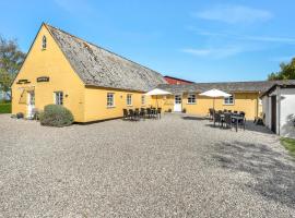 Beautiful Apartment In Stryn With Kitchen, hotel din Rudkøbing