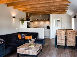 Landelijk gelegen vakantiewoning, hotel v destinaci Oldebroek