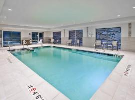 Holiday Inn Express & Suites Okemos - University Area by IHG, hotell i Okemos