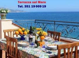 Terrazza sul Mare, viešbutis mieste Siderno Marina