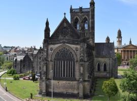 THE PAISLEY PENTHOUSE - ABBEY VIEW, lägenhet i Paisley