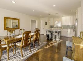 Searenity Stays, beach rental in Edgewater