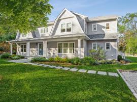 New Construction Modern Luxury Retreat w 6 Beds, луксозен хотел в Саутхемптън