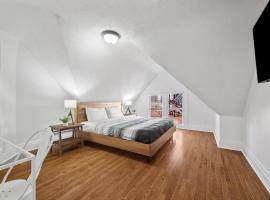 Bloomfield/Shadyside @K Spacious & Unique Private Bedroom with Shared Bathroom, privát v destinácii Pittsburgh