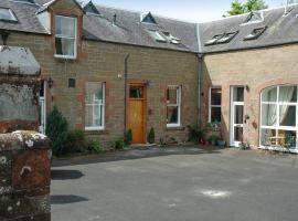 Stable Lodge, holiday rental in Gattonside