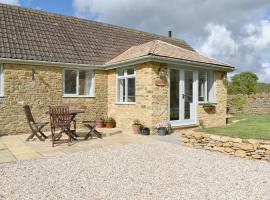 Cherry Cottage - Ukc3990, hotel in South Perrott