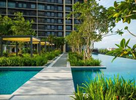 Wallaway2stay Gravit8 Klang 2 Plus 1Room, hotel with pools in Klang
