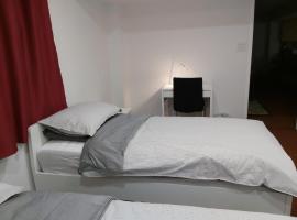 Guest House Room No 03، فندق في ميسيساوغا