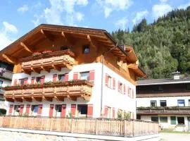 Chalet in Neukirchen near Wildkogel Arena