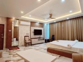 V SQUARE AIRPORT HOTEL, hotel in Lucknow